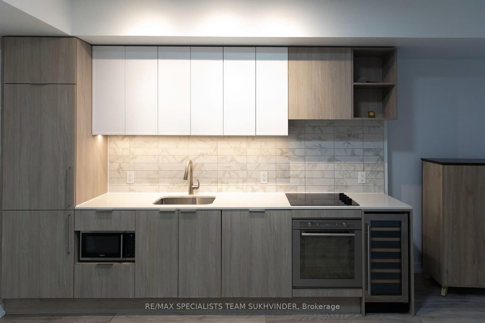 2020 Bathurst Street, Unit 637