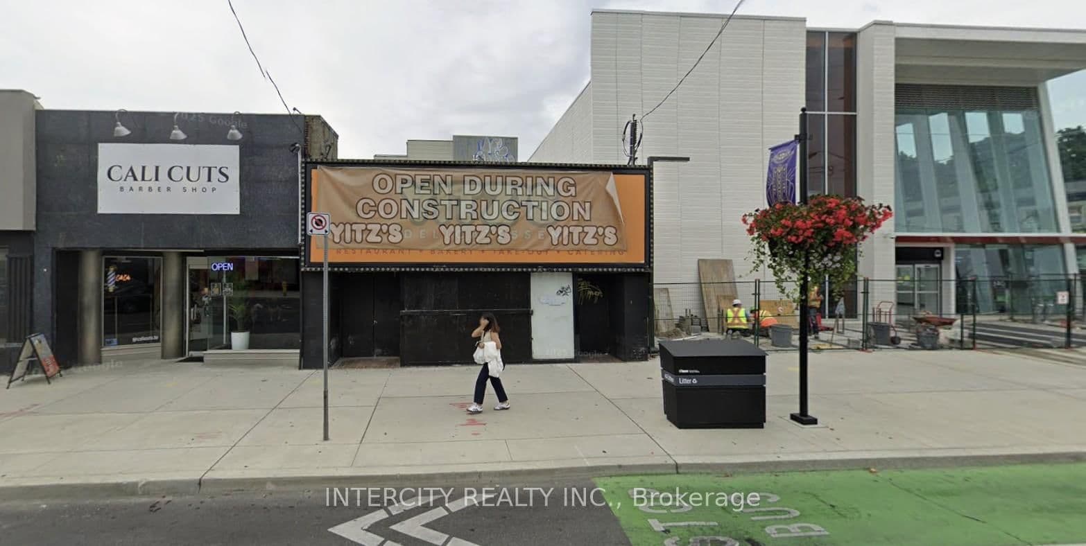 350 Eglinton Avenue W