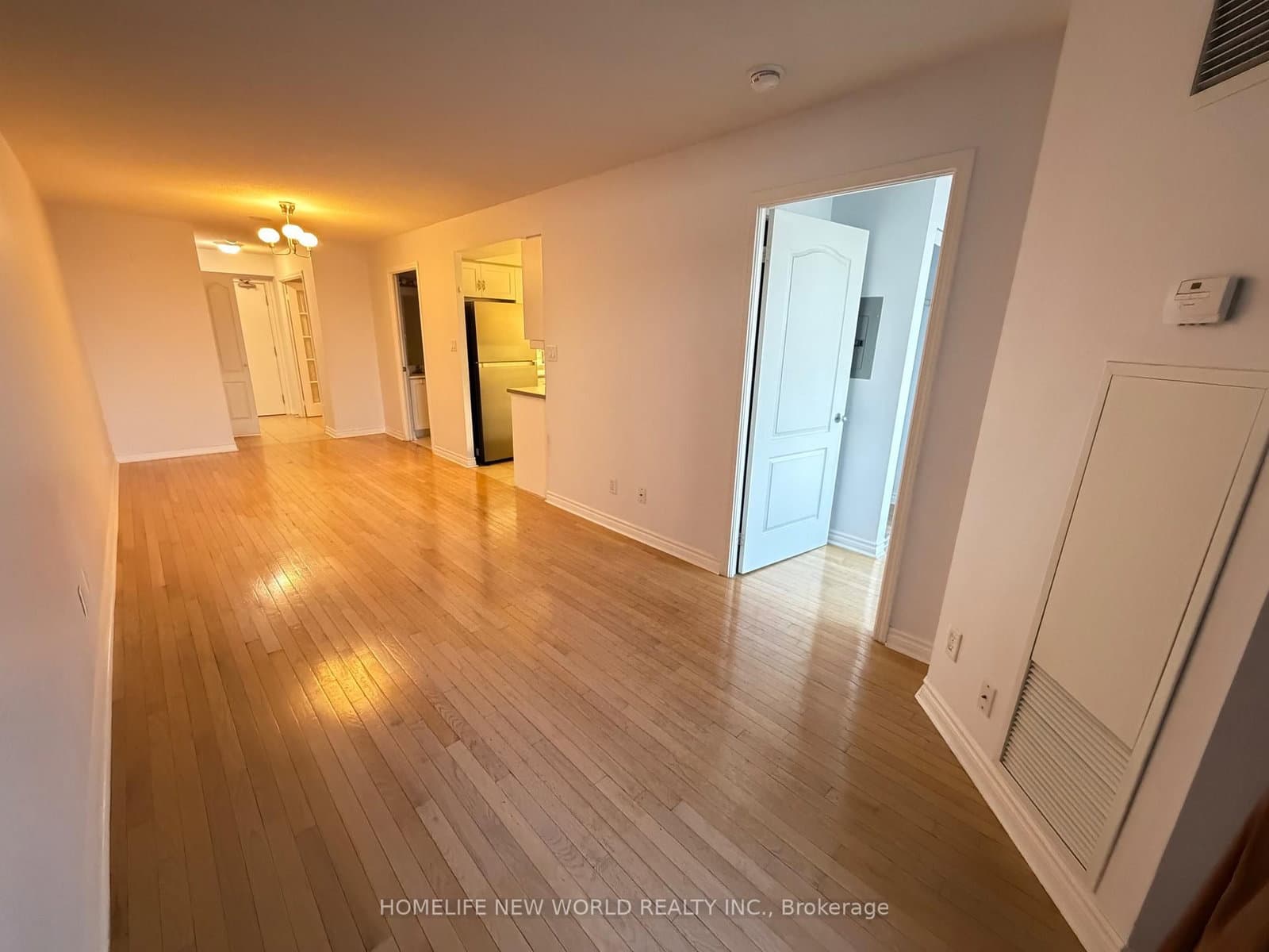 #1805 - 3 Rean Drive