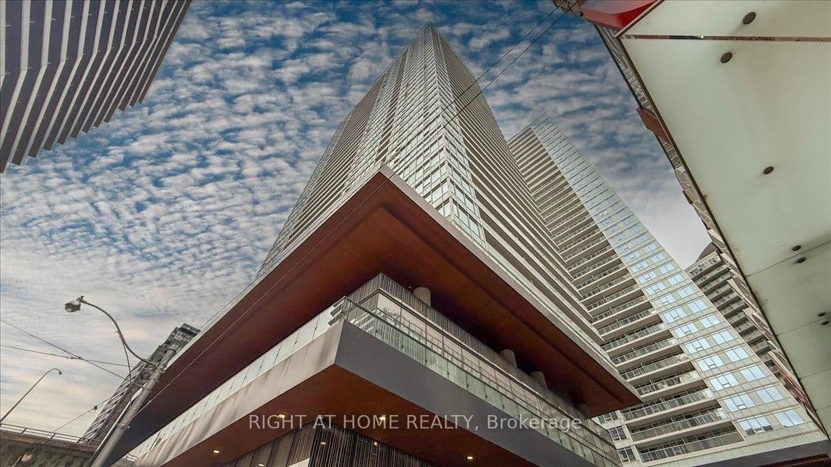#3011 - 19 Bathurst Street