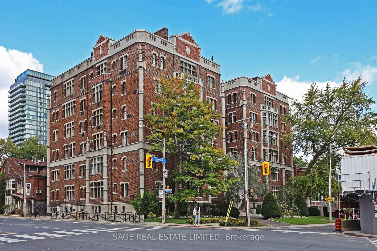150 Balmoral Avenue, Unit 304