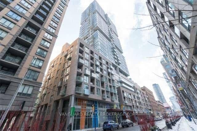 #513 - 199 Richmond Street W