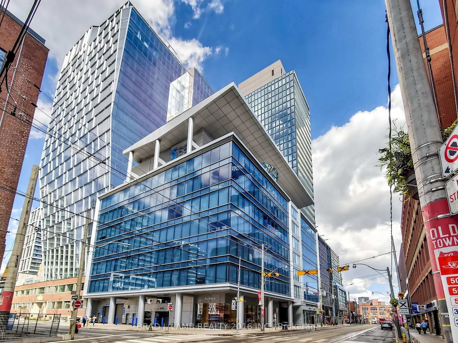 #505 - 284 King Street E