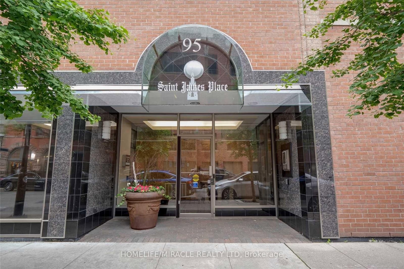 #605 - 95 Lombard Street