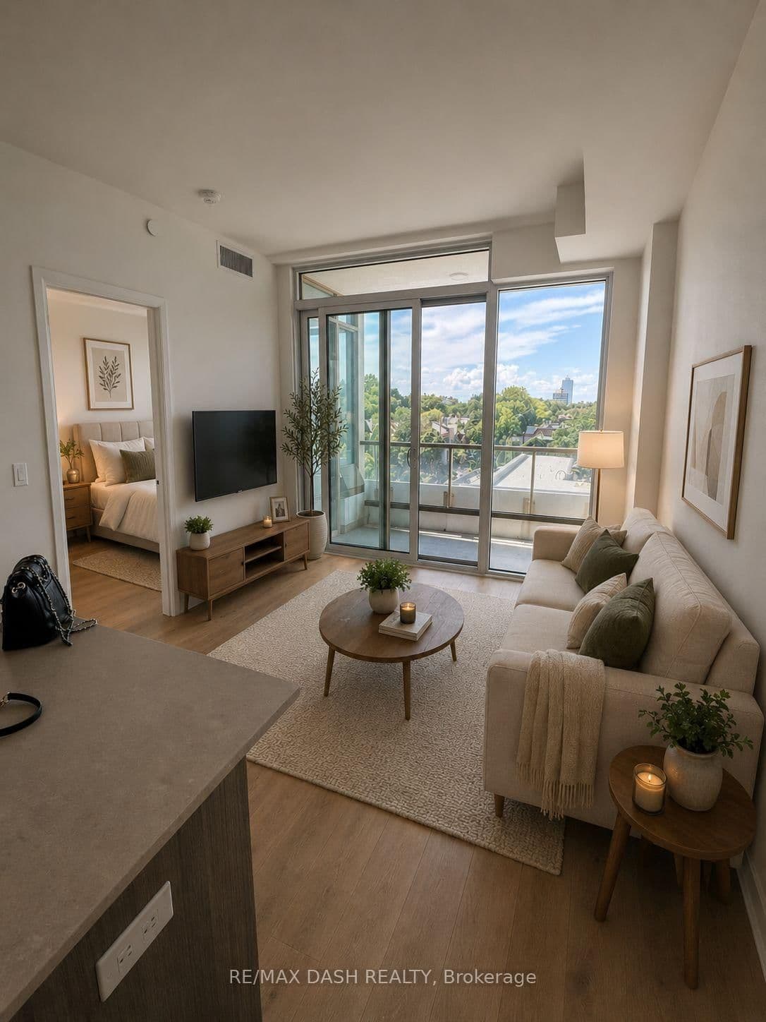 151 Avenue Road, Unit 501