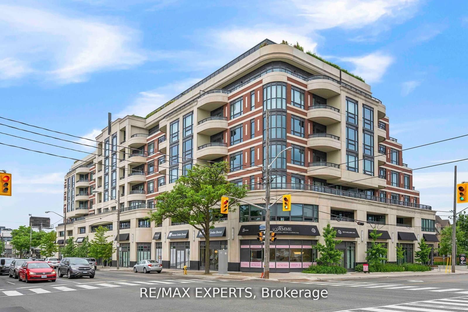 #702 - 1700 Avenue Road