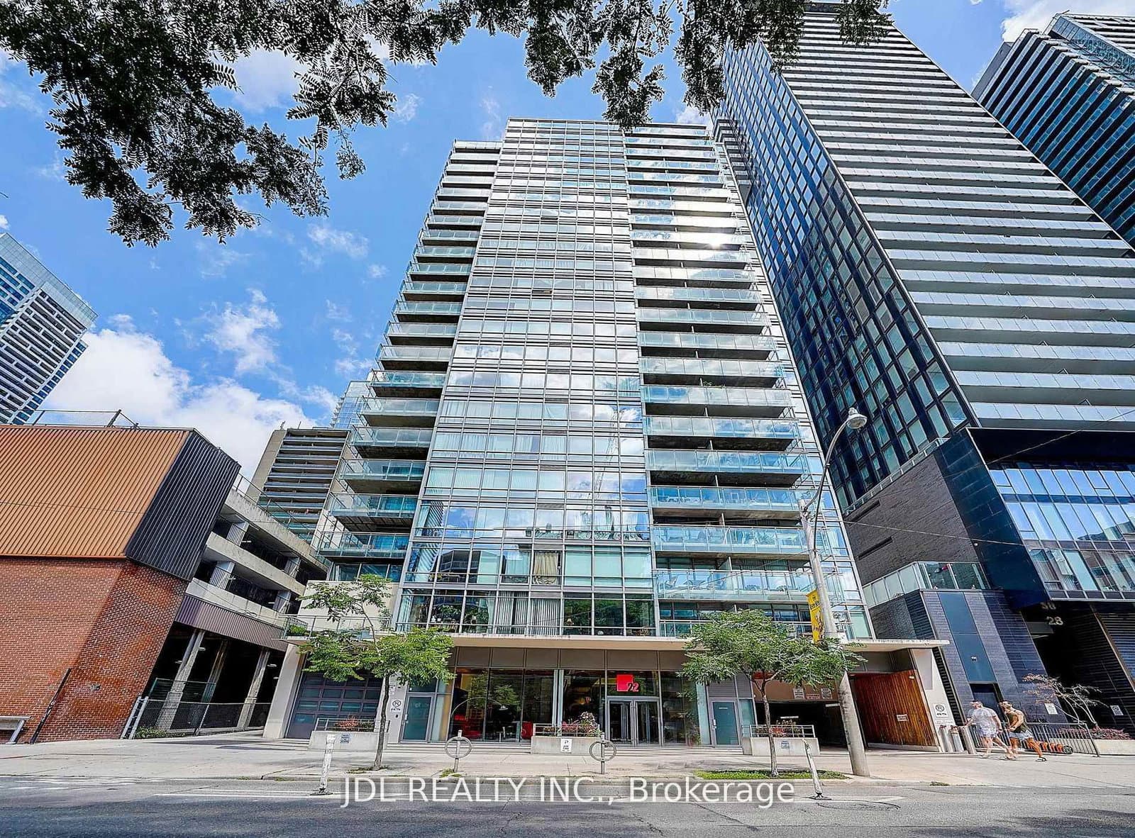 #2105 - 22 Wellesley Street E