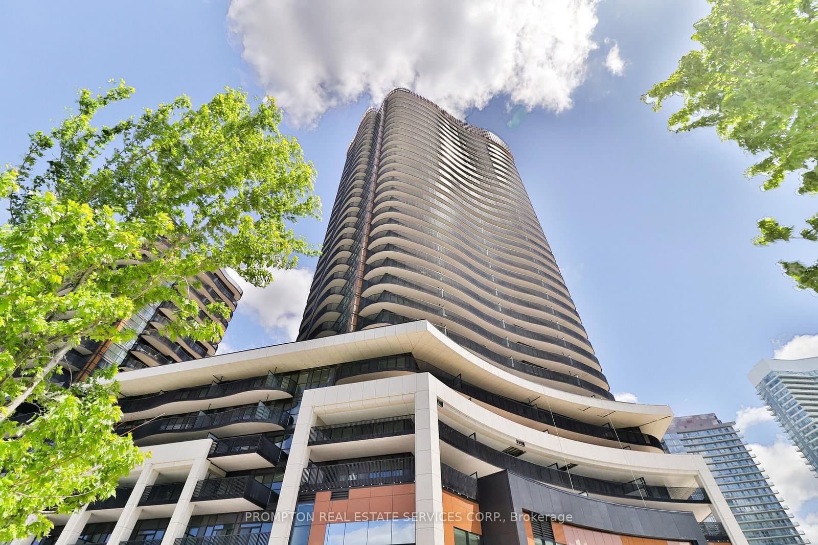 18 Esther Shiner Boulevard, Unit 733