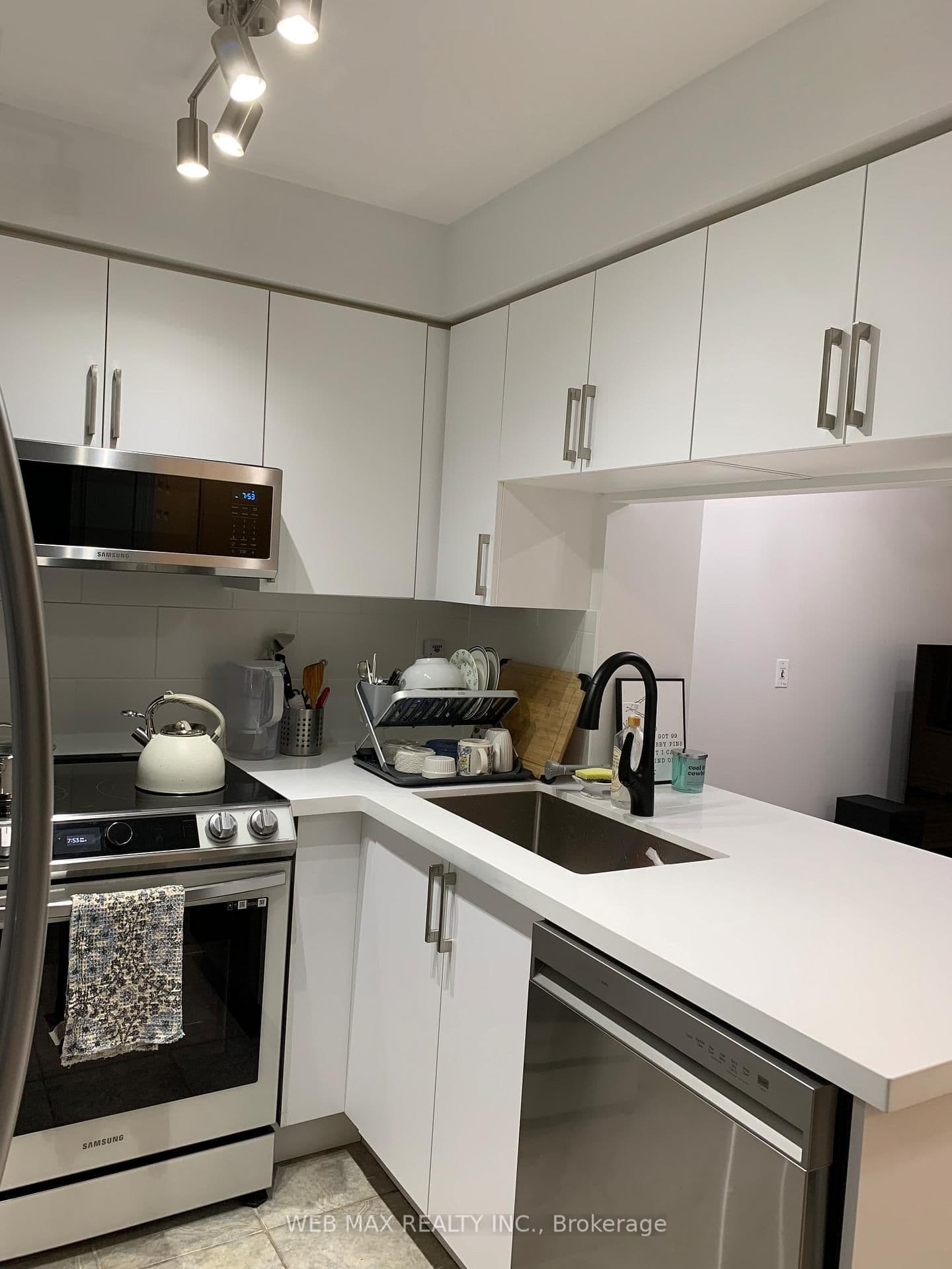 #305 - 22 Olive Avenue