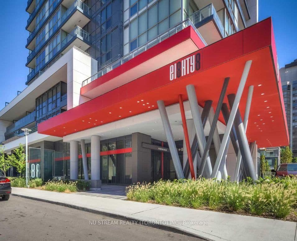 #211 - 88 Sheppard Avenue E