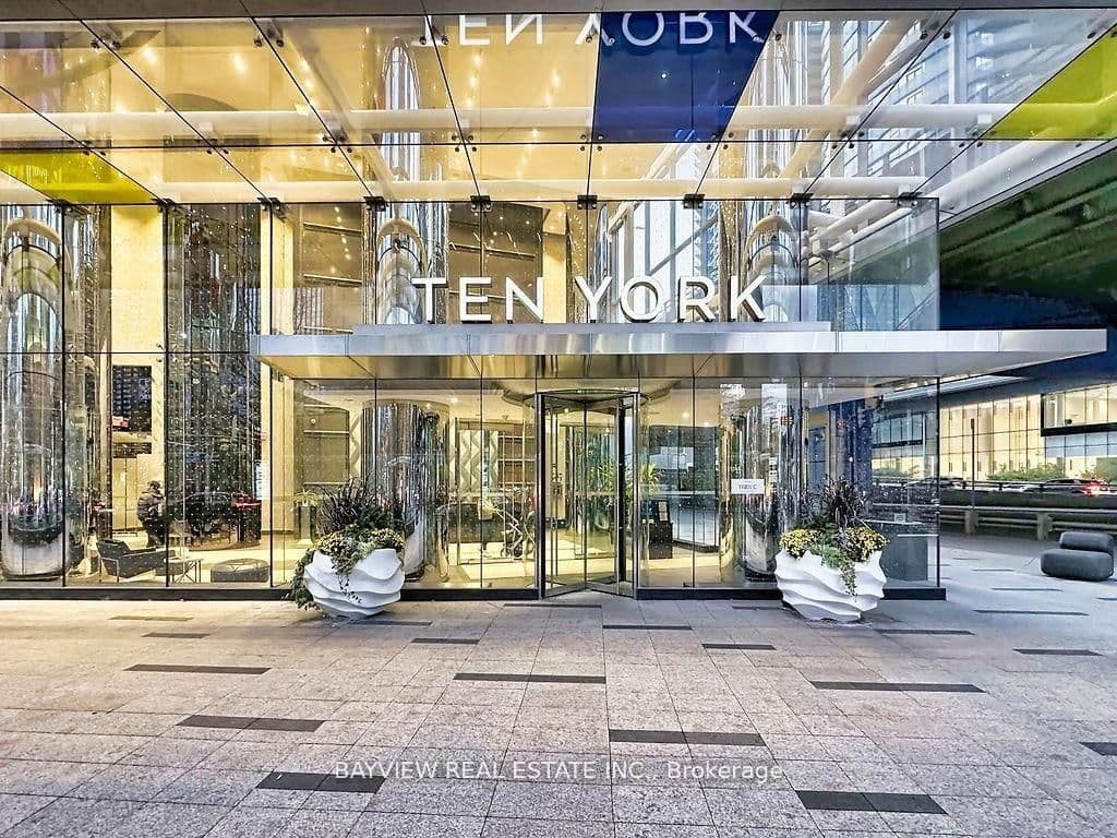 #4110 - 10 York Street