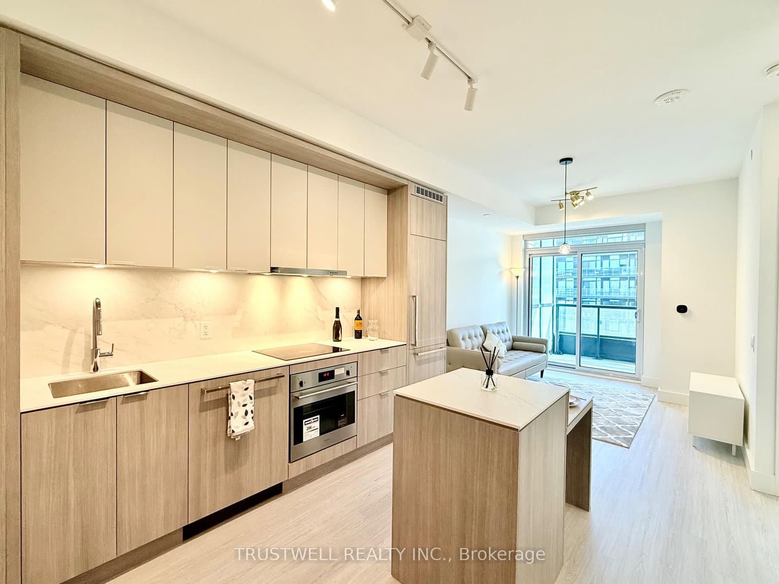 #503 - 6 Greenbriar Road