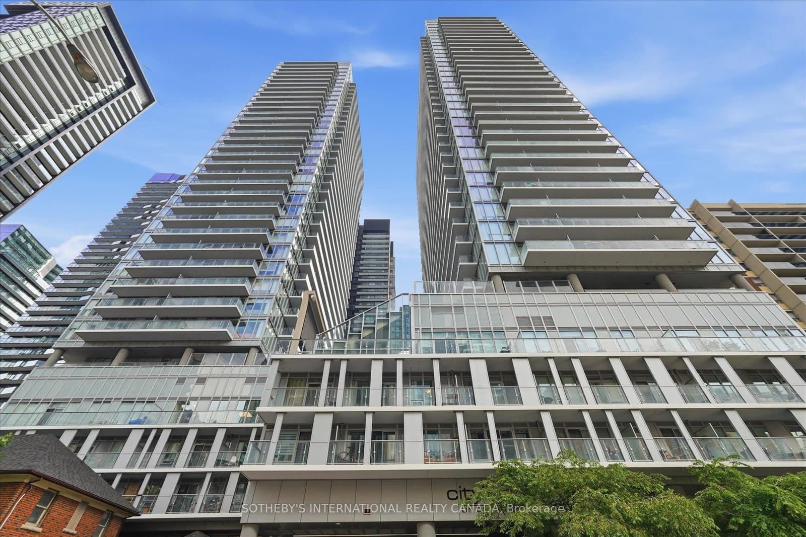 #2307 - 195 Redpath Avenue