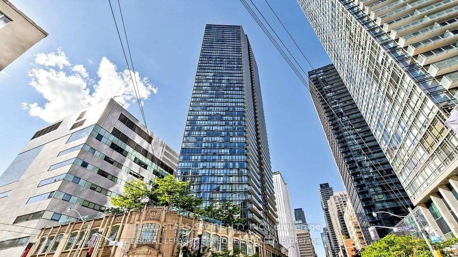 #2509 - 832 Bay Street