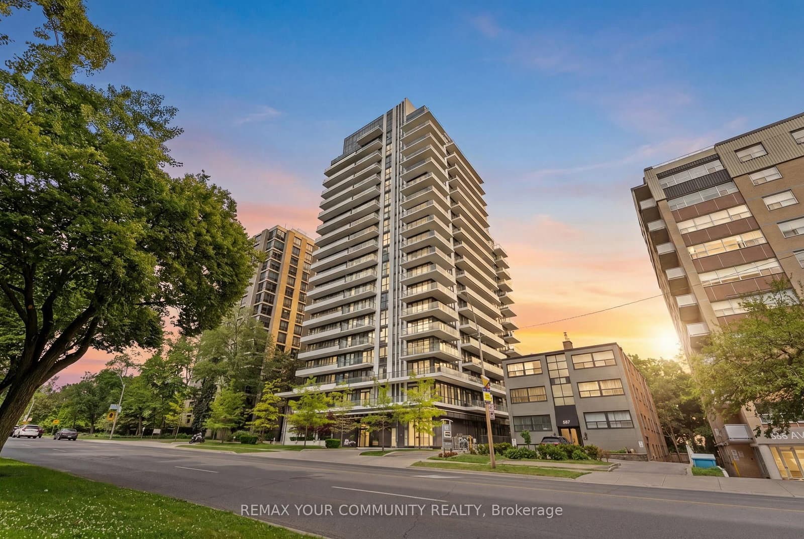#201 - 609 Avenue Road