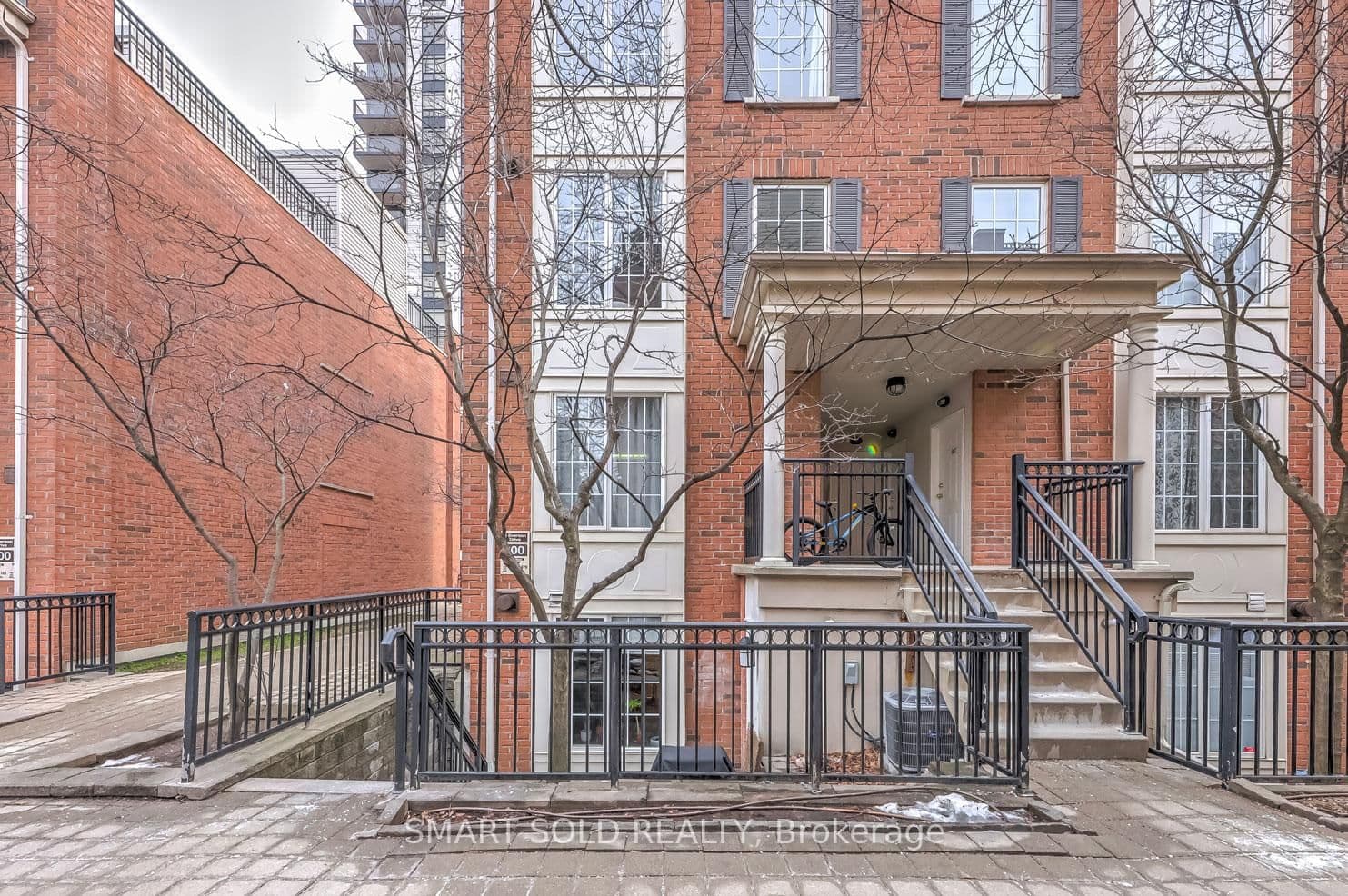 #679 - 3 Everson Drive