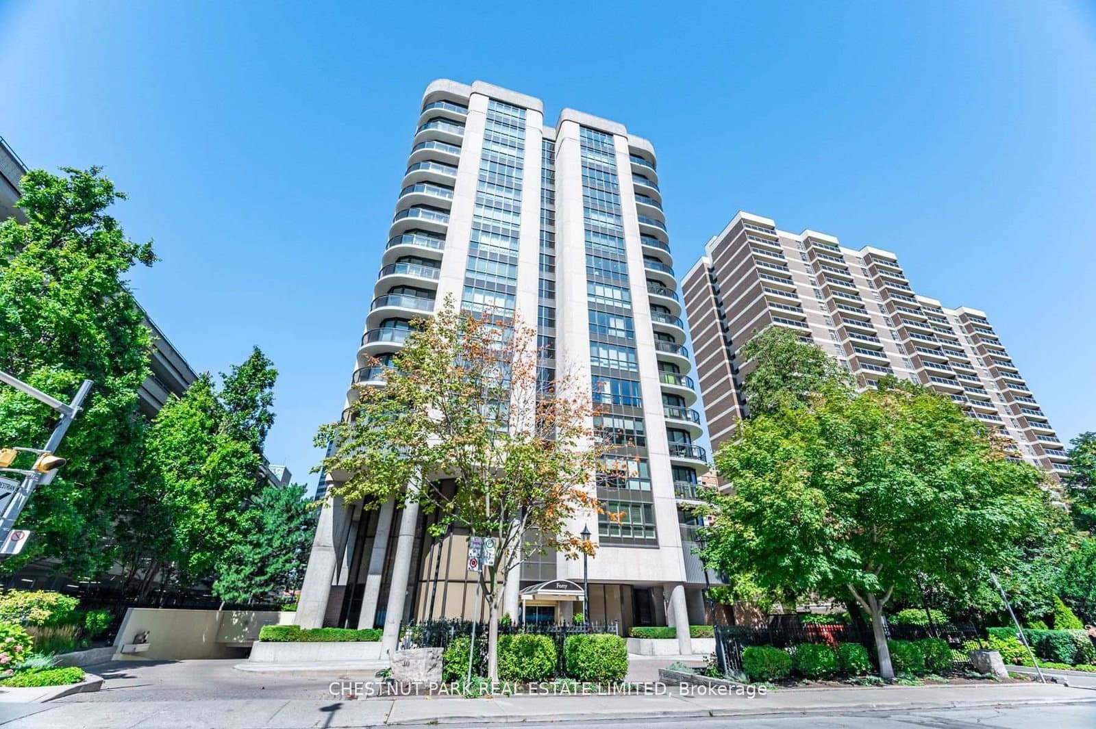 40 Rosehill Avenue, Unit PHG