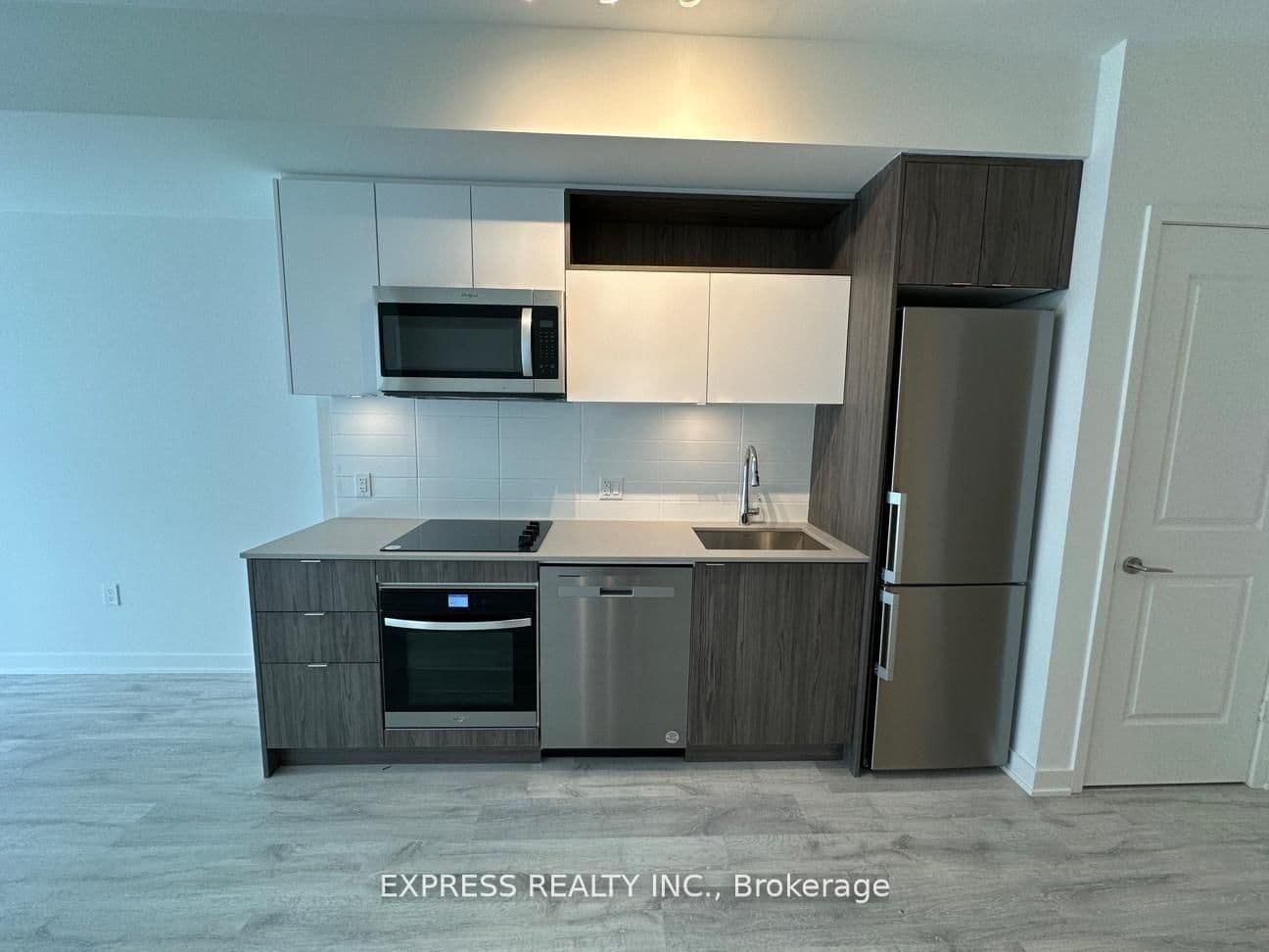 #4811 - 100 Dalhousie Street