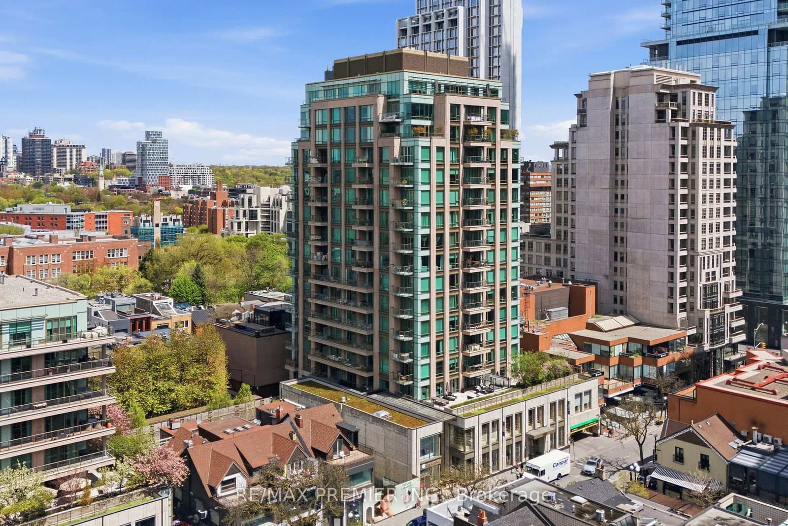 80 Yorkville Avenue, Unit 502