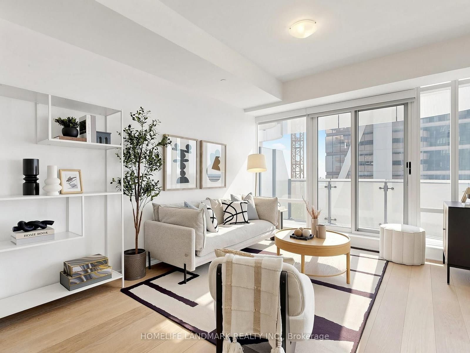#6608 - 1 bloor Street E