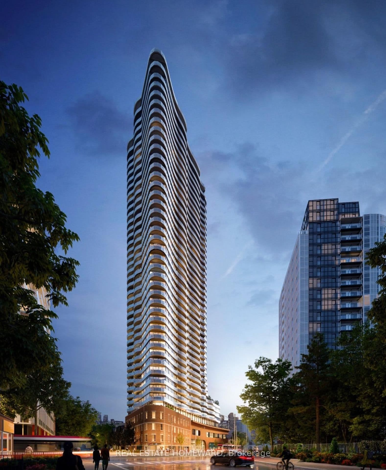 #1118 - 585 BLOOR Street E