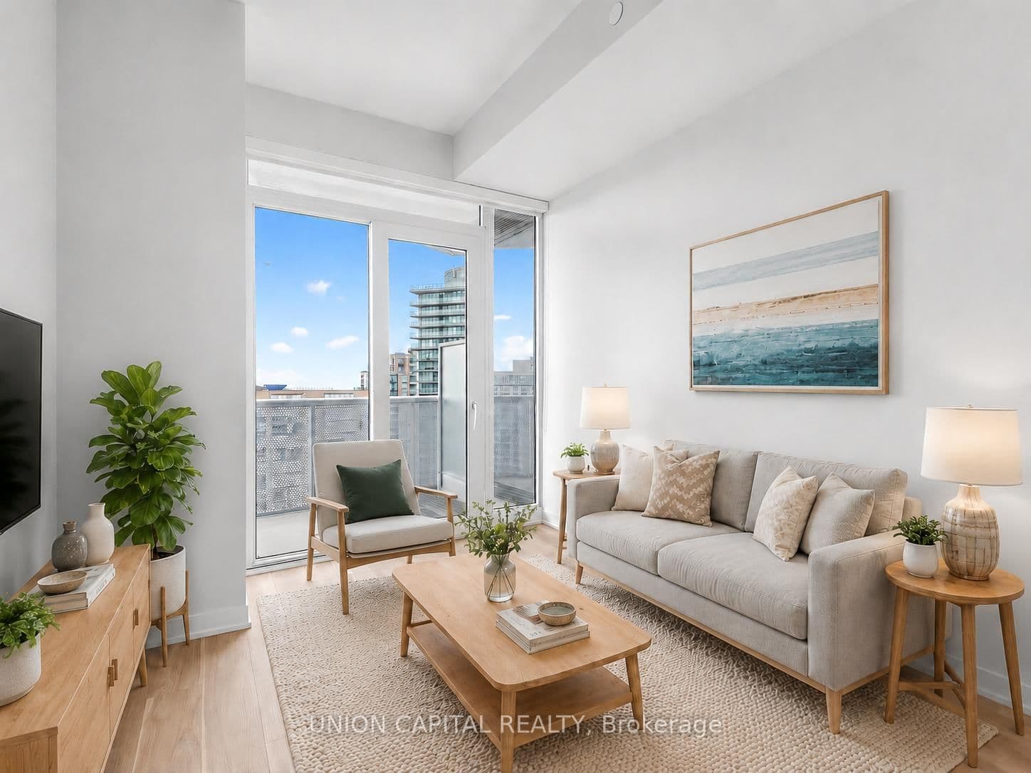 #1603 - 15 Holmes Avenue