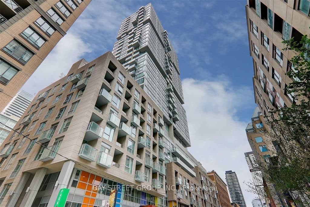 #203 - 199 Richmond Street W