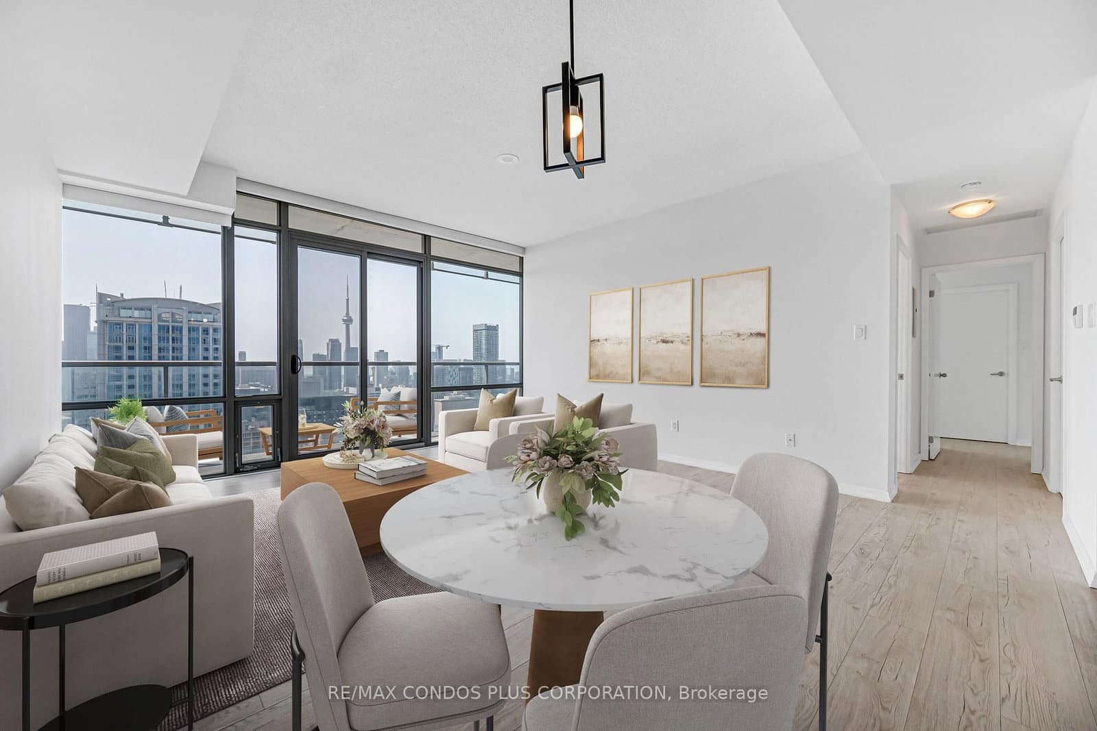 #4404 - 38 Grenville Street