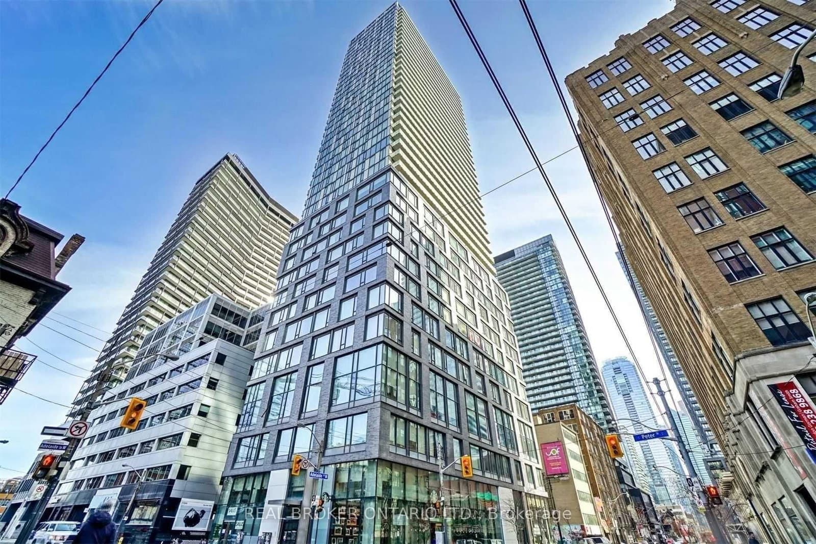 #515 - 101 Peter Street W