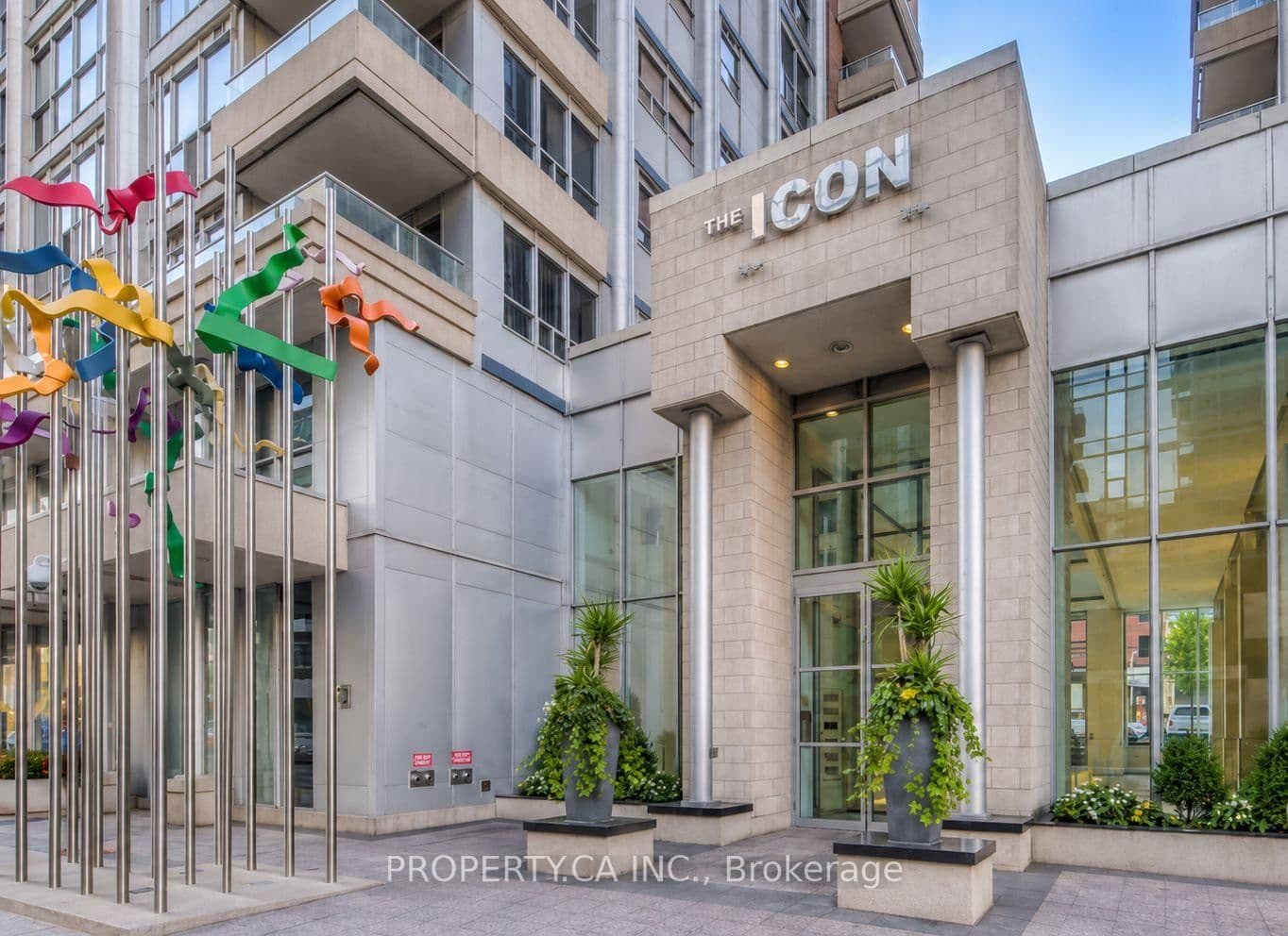 #329 - 250 Wellington Street
