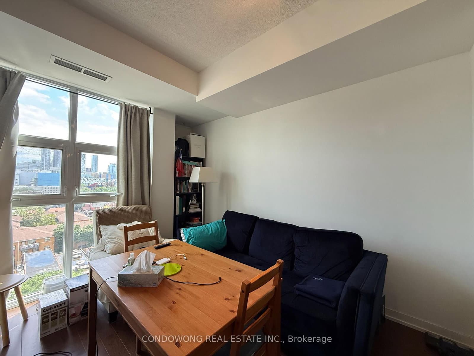 10 Willison Square, Unit 1012
