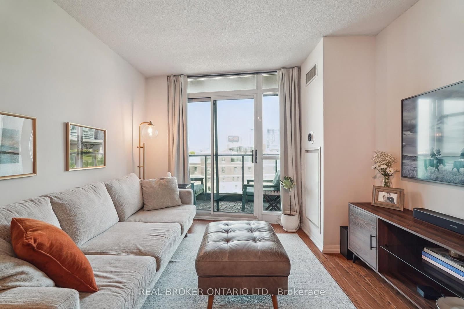 #615 - 231 Fort York Boulevard