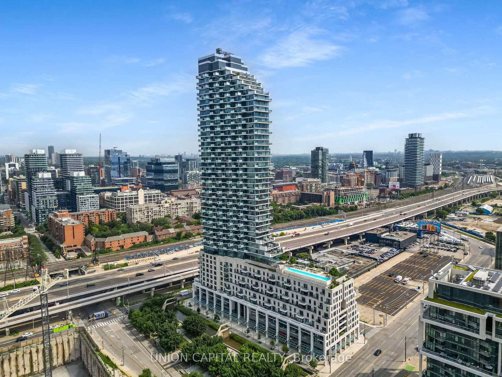#2007 - 16 Bonnycastle Street