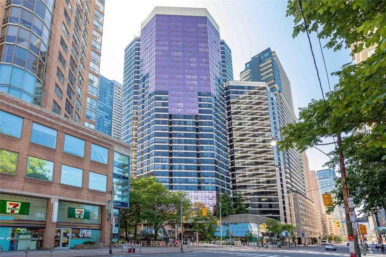 #2012 - 1001 Bay Street