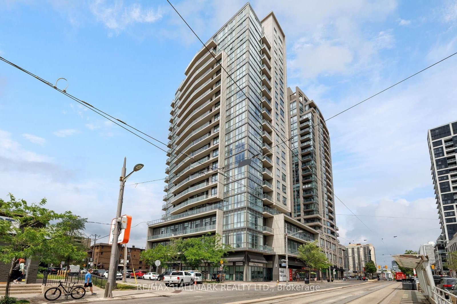 #1401 - 530 St Clair Avenue W