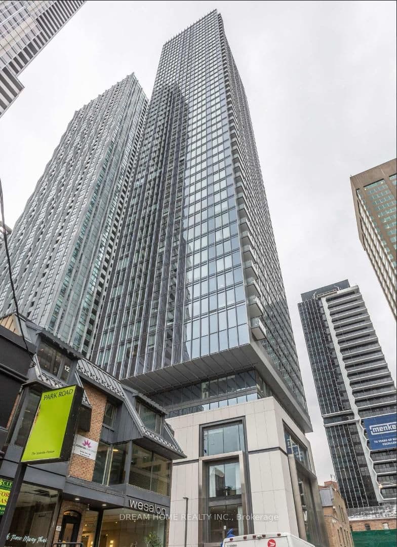 8 Cumberland Street, Unit 2002