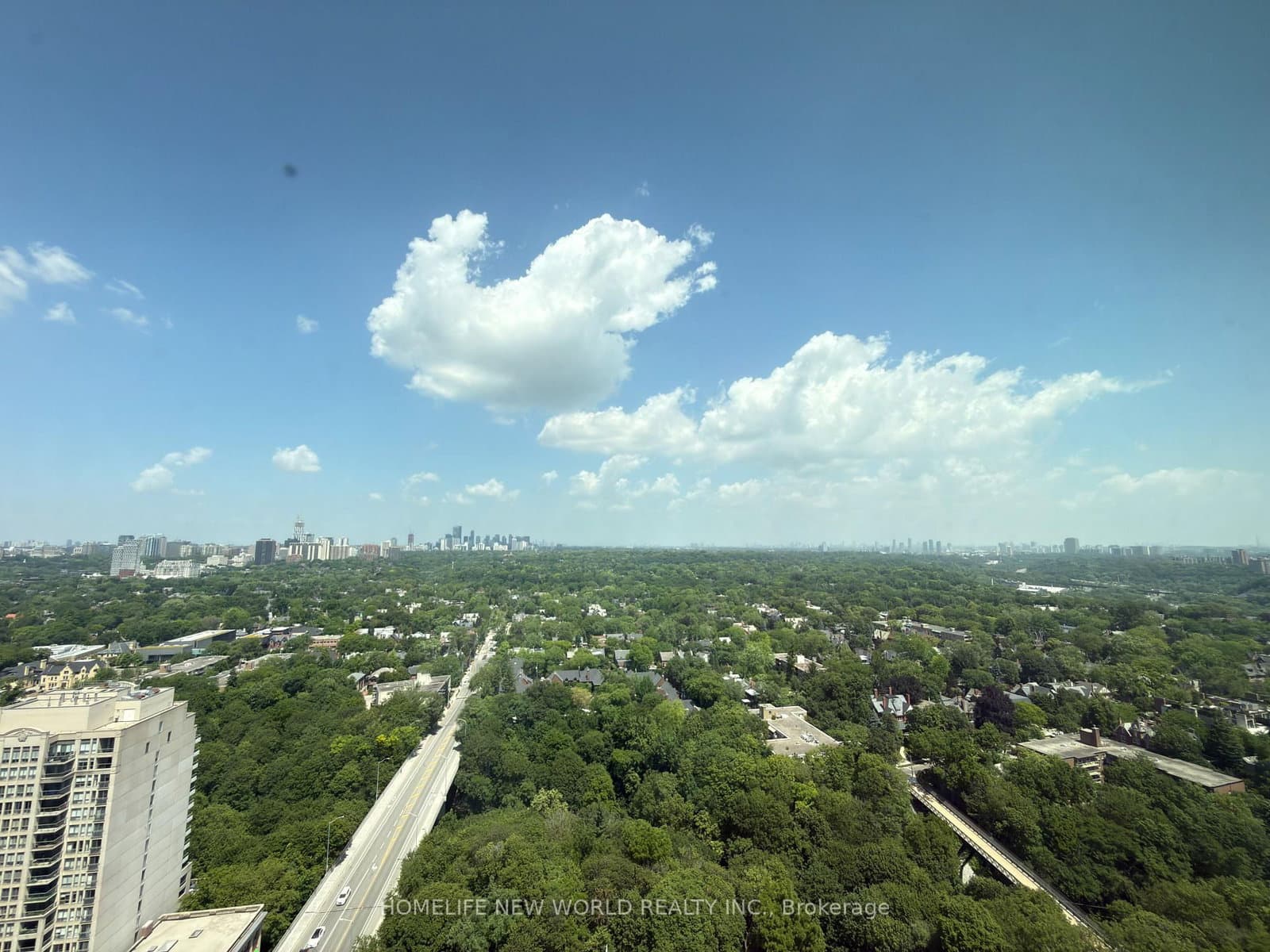 609 Sherbourne Street, Unit 3504
