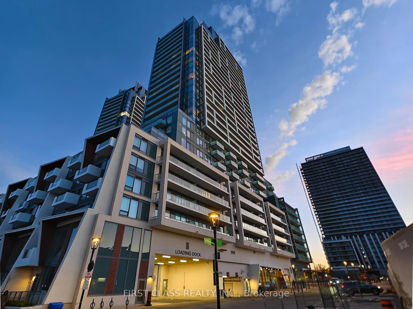 8 Olympic Garden Drive, Unit S707