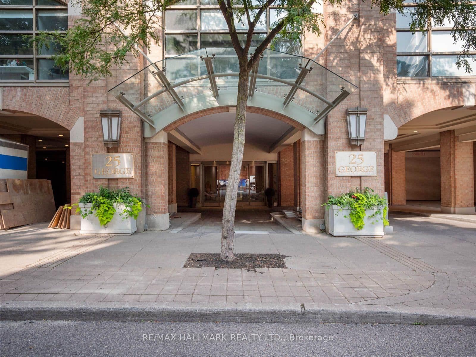 #305 - 25 George Street