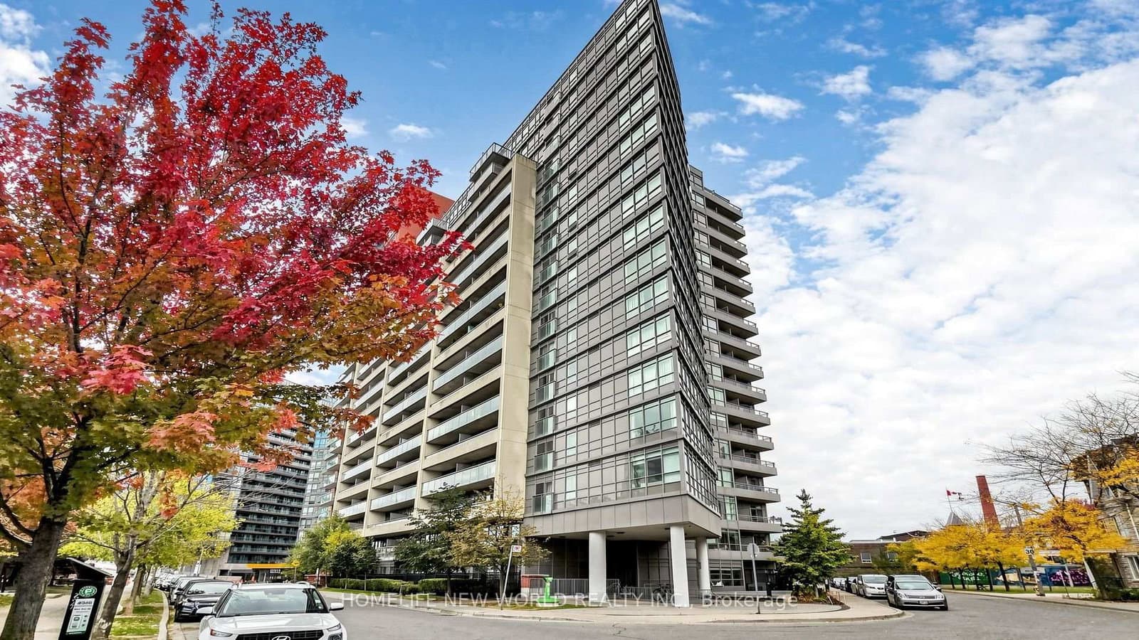 #425 - 38 Joe Shuster Way
