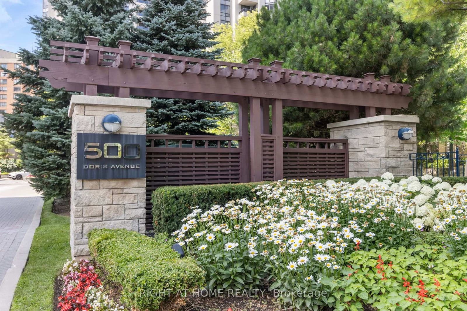 #TH1 - 500 Doris Avenue