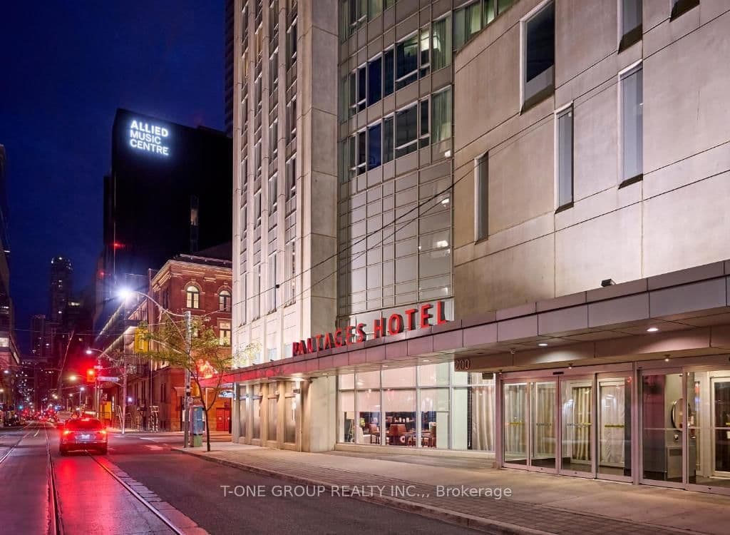 #3002 - 210 Victoria Street