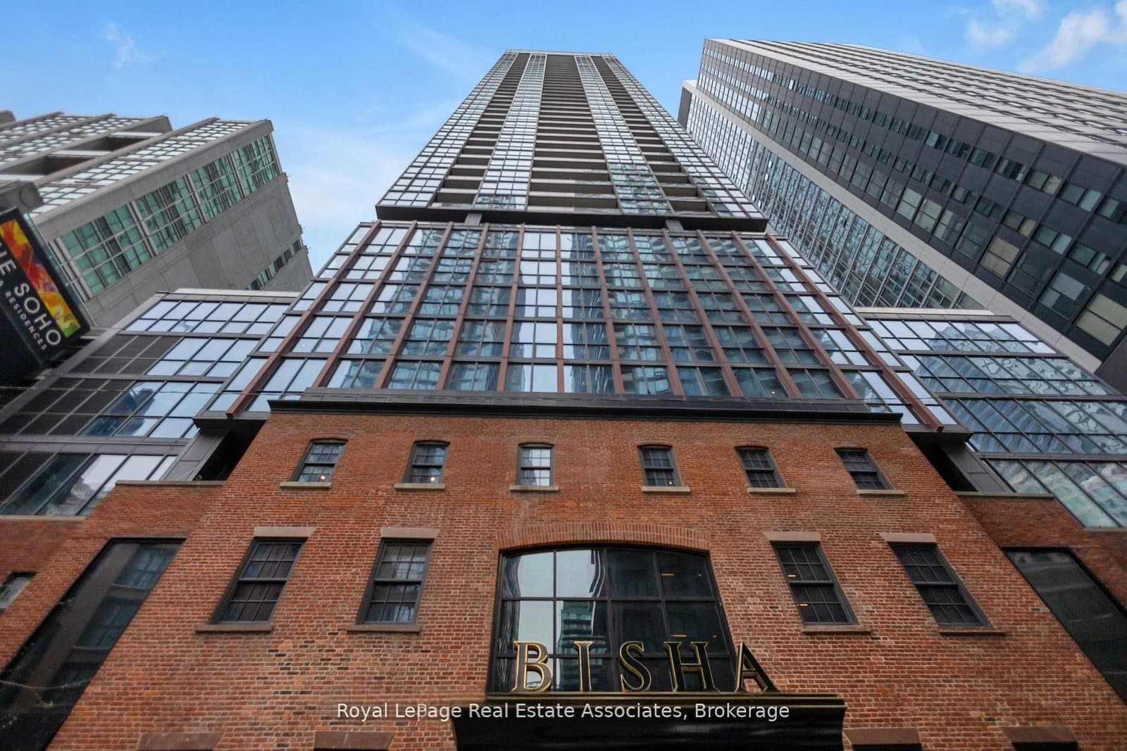 88 Blue Jays Way, Unit 1604