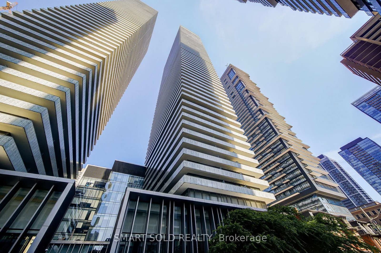 #2909 - 50 Charles Street E