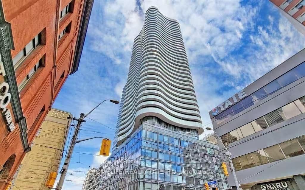 #2002 - 403 Church Street