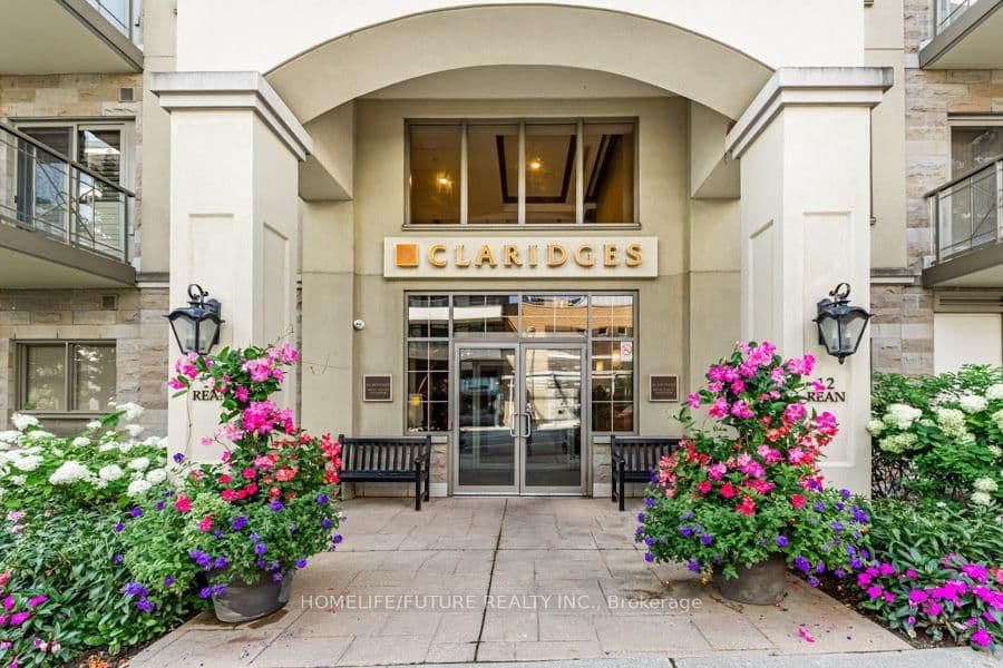 #213 - 12 Rean Drive