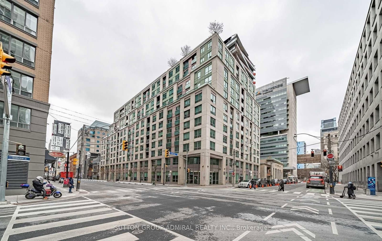 168 Simcoe Street, Unit 722