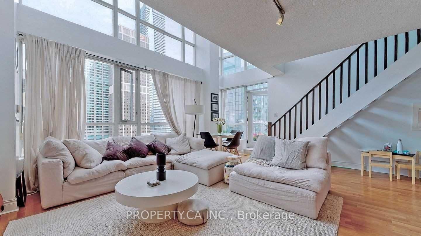 80 Cumberland Street, Unit 1110