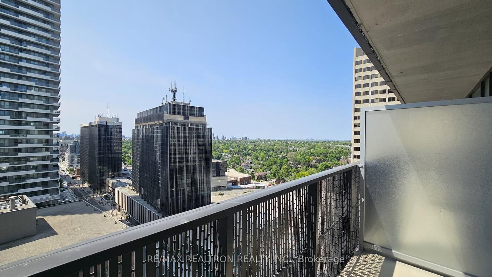 #1201 - 8 Eglinton Avenue