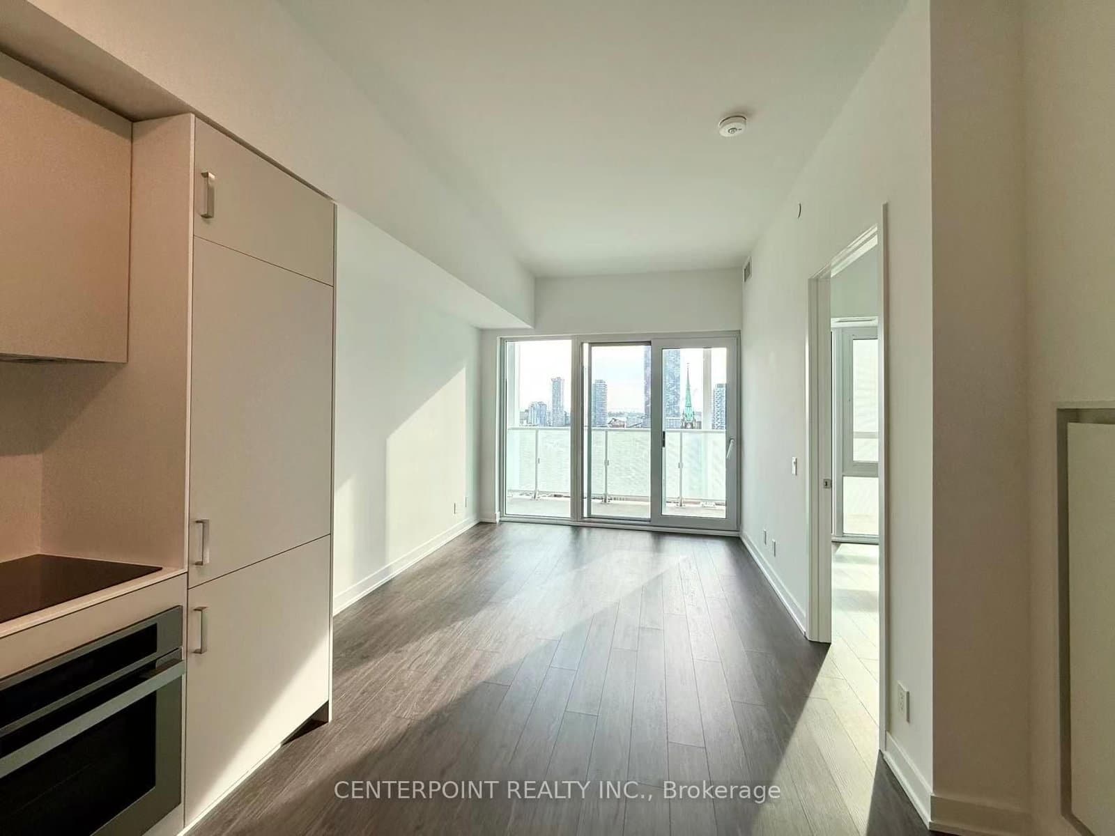 88 Queen Street E, Unit 1809